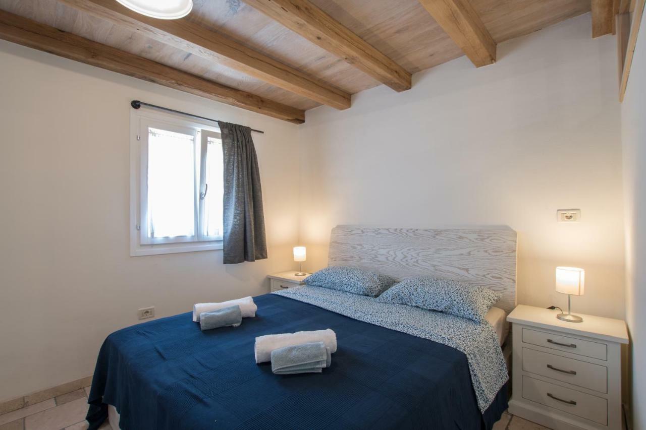 Lana House With Apartments Petrovija エクステリア 写真