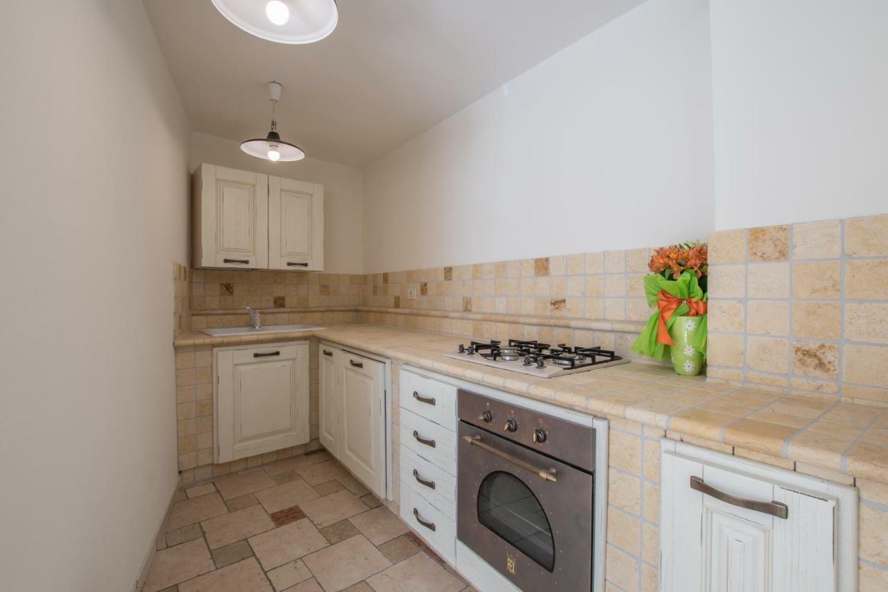 Lana House With Apartments Petrovija エクステリア 写真