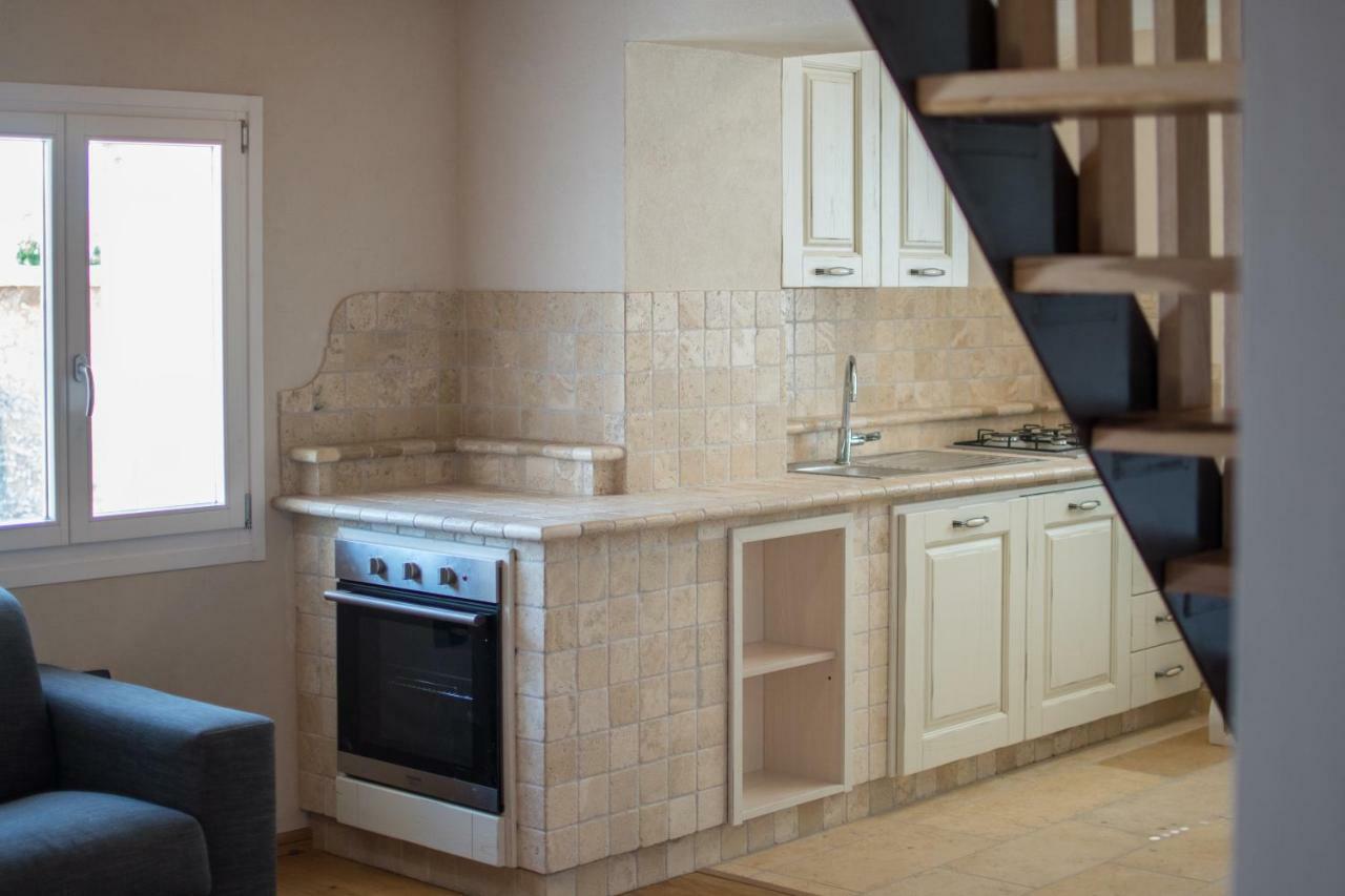 Lana House With Apartments Petrovija エクステリア 写真